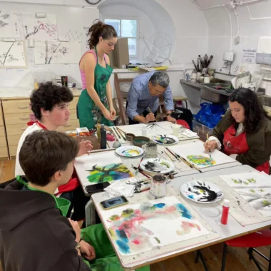Yanbei ignites the passion for Chinese painting among IB art students at St. Julian‘s School